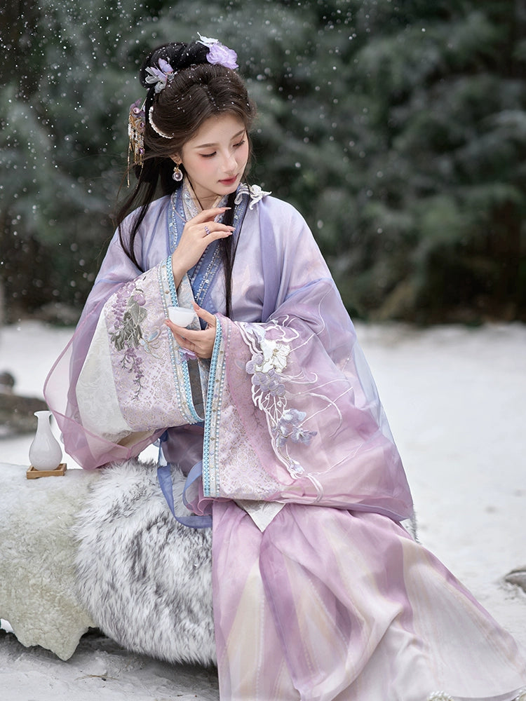 More than thirteen [Portuguese beauties] fish tail straight train Warring States robe han HanFuDreams