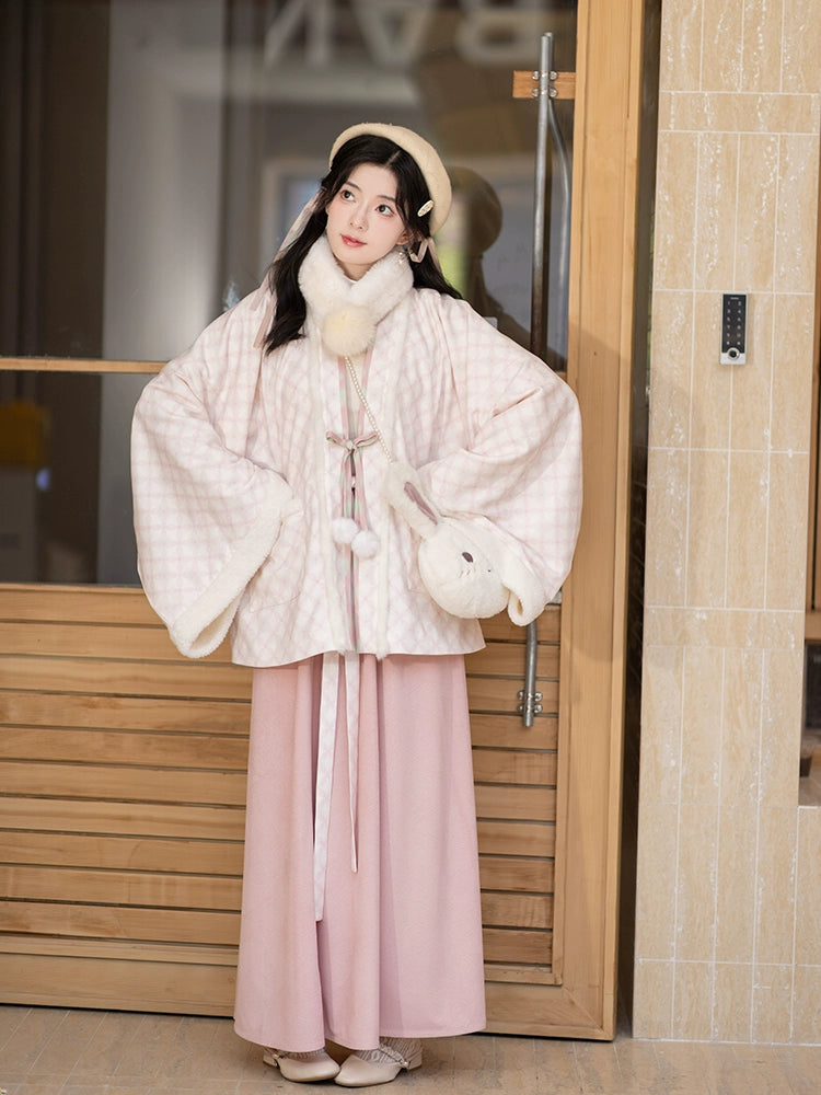 Chi Xia [Pink Sweet Tea] Pleated clothes Han elements six broken skirts han HanFuDreams