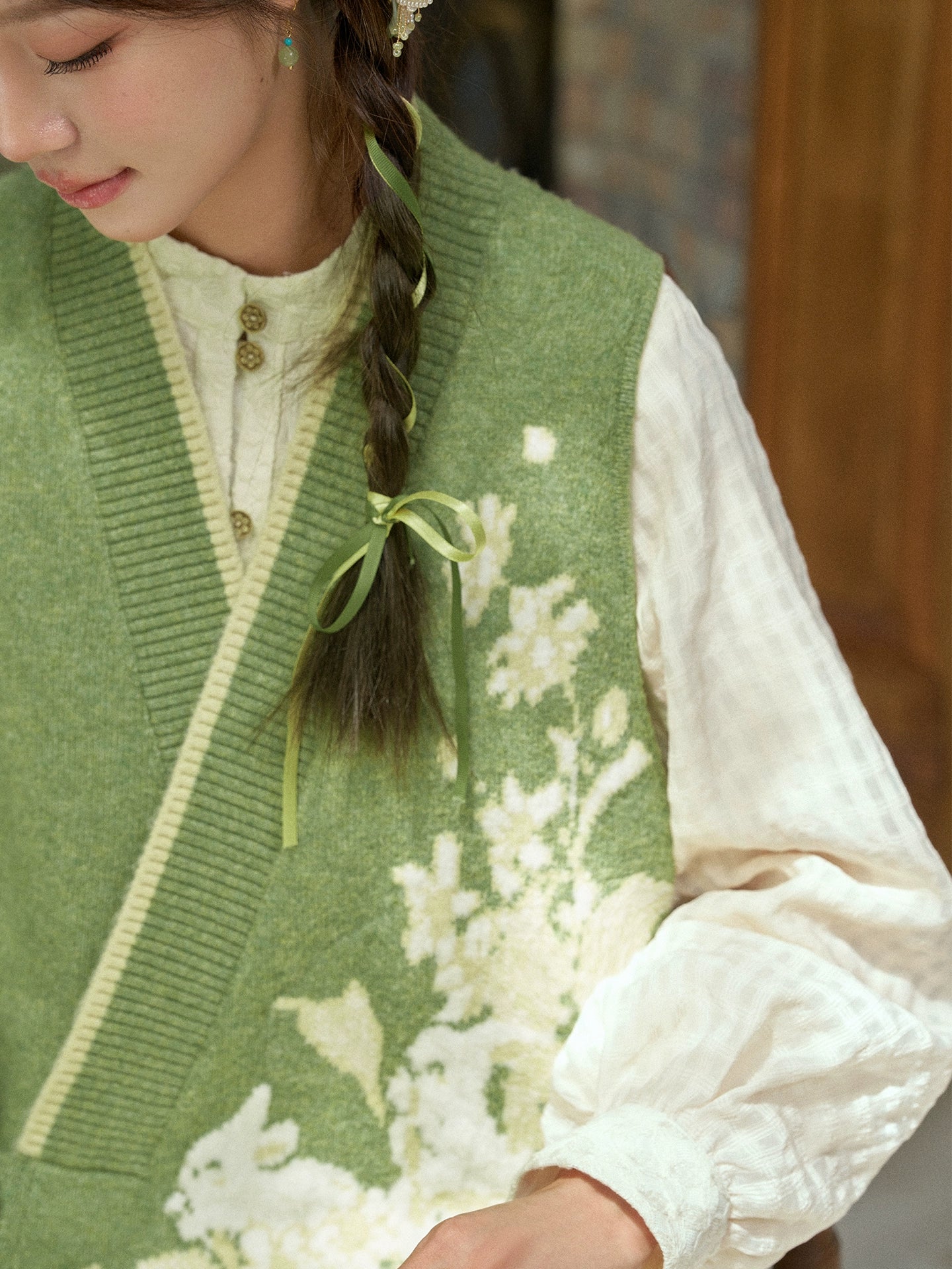 More than thirteen [Huai Rabbit] jacquard short-sleeved knitted sweater green vest top modern HanFuDreams