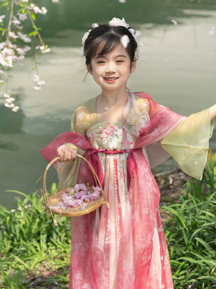 More than thirteen [Huachen] spring girls chest-length dress printed children's clothing han HanFuDreams