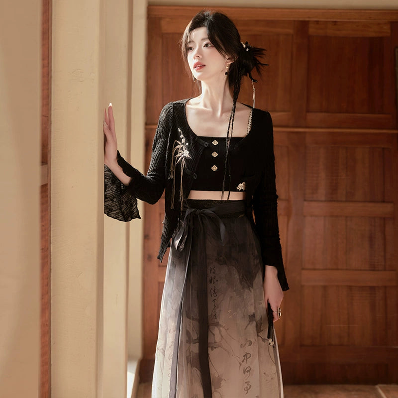 More than Thirteen [books in the mountains] spring black top horse face skirt Han suit han HanFuDreams Suspender + Cardigan + Improved Horse Skirt XS