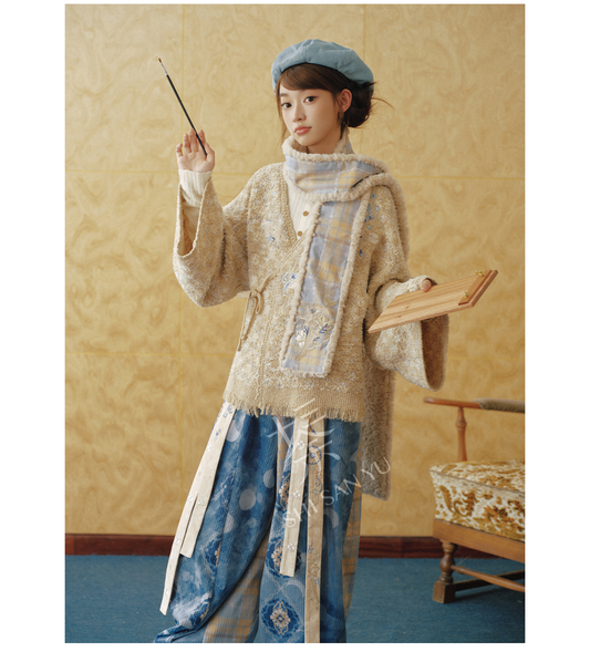 More than thirteen [Moonlight Sword] embroidered knitted jacket bloomers national style set