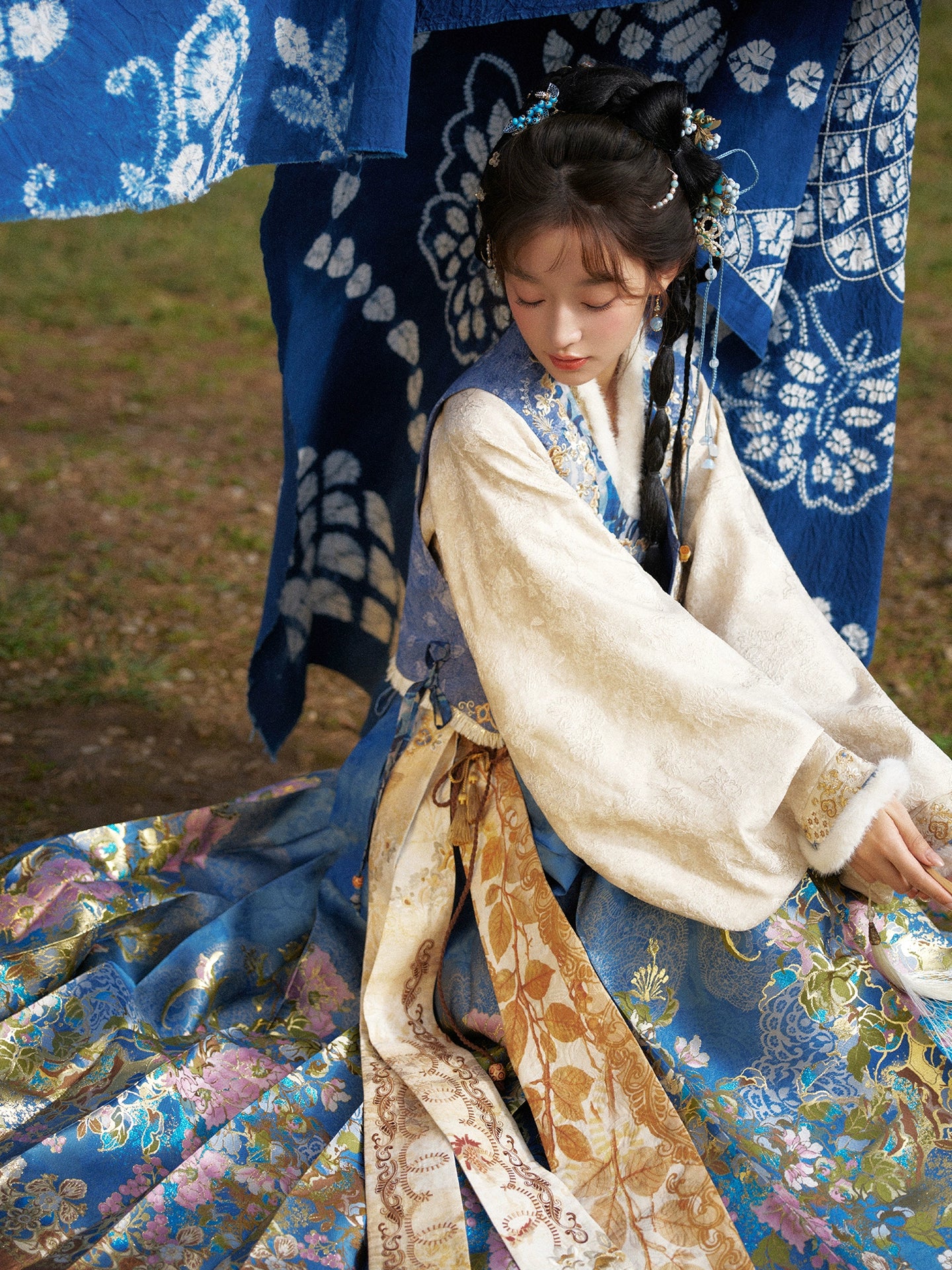 More than thirteen [blue clouds and autumn twilight] jacquard vest top woven horse dress ming HanFuDreams