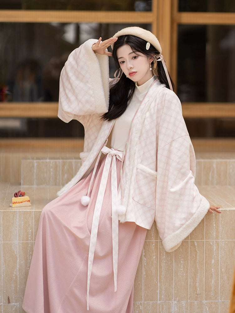 Chi Xia [Pink Sweet Tea] Pleated clothes Han elements six broken skirts han HanFuDreams