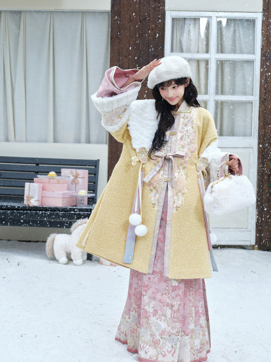 More than thirteen [pastel peony] square collar long jacket coat imitation rabbit fur Ming