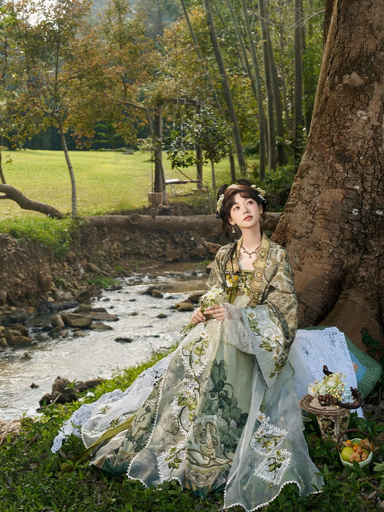 More than thirteen [春晓幻梦诗] Cardigan chest skirt Hanfu women han HanFuDreams
