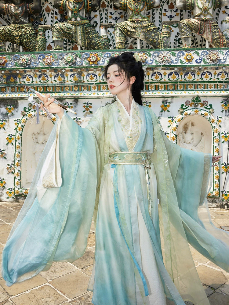 More than thirteen [Wenzhu Qingyin] Spring big-sleeved shirt straight train embroidered cold Hanfu han HanFuDreams