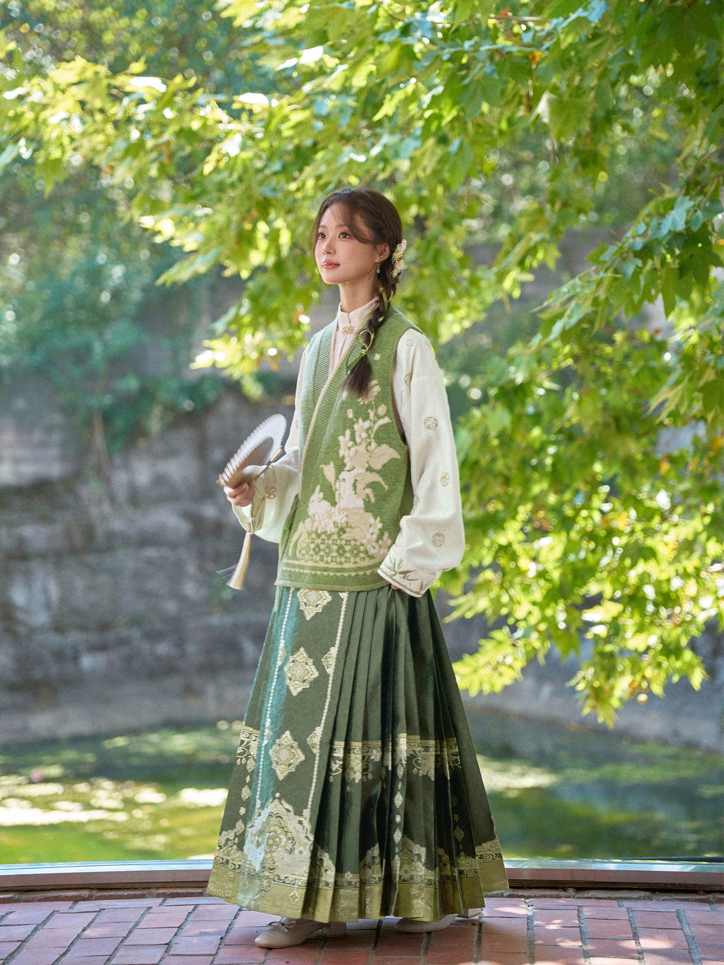 More than thirteen [Huai Rabbit] jacquard short-sleeved knitted sweater green vest top modern HanFuDreams