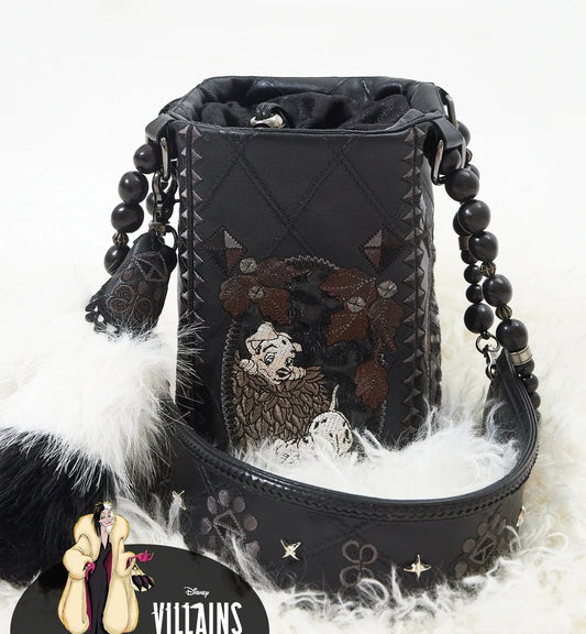More than thirteen [Disney, Kuila - Black and White Witch] Dalmatians satchel accessories HanFuDreams